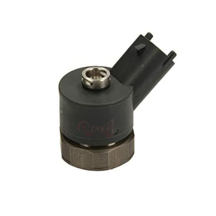 0445110126 Common Rail Control Solenoid Valve F00VC30057 Diesel Engine Fuel Injector